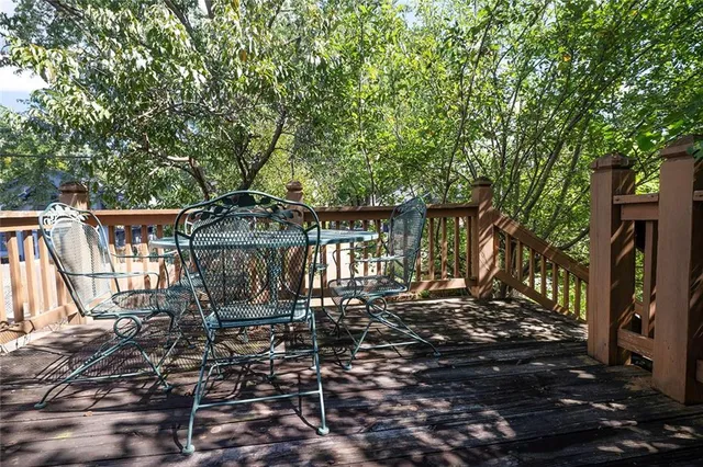 $320,000 | 5809 Kenwood Avenue, Kansas City, MO 64110