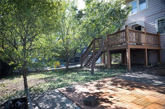 $320,000 | 5809 Kenwood Avenue, Kansas City, MO 64110