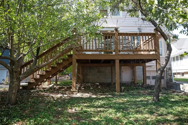 $320,000 | 5809 Kenwood Avenue, Kansas City, MO 64110