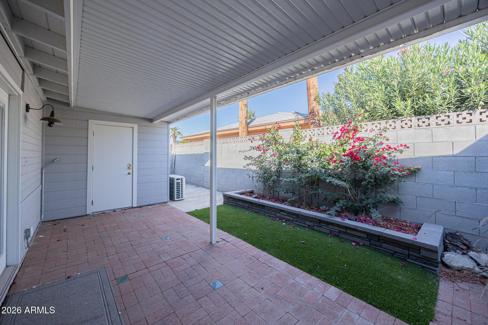 3137 North 4th Avenue Phoenix, AZ 85013 - Photo 29 of 36 a view of a backyard with potted plants