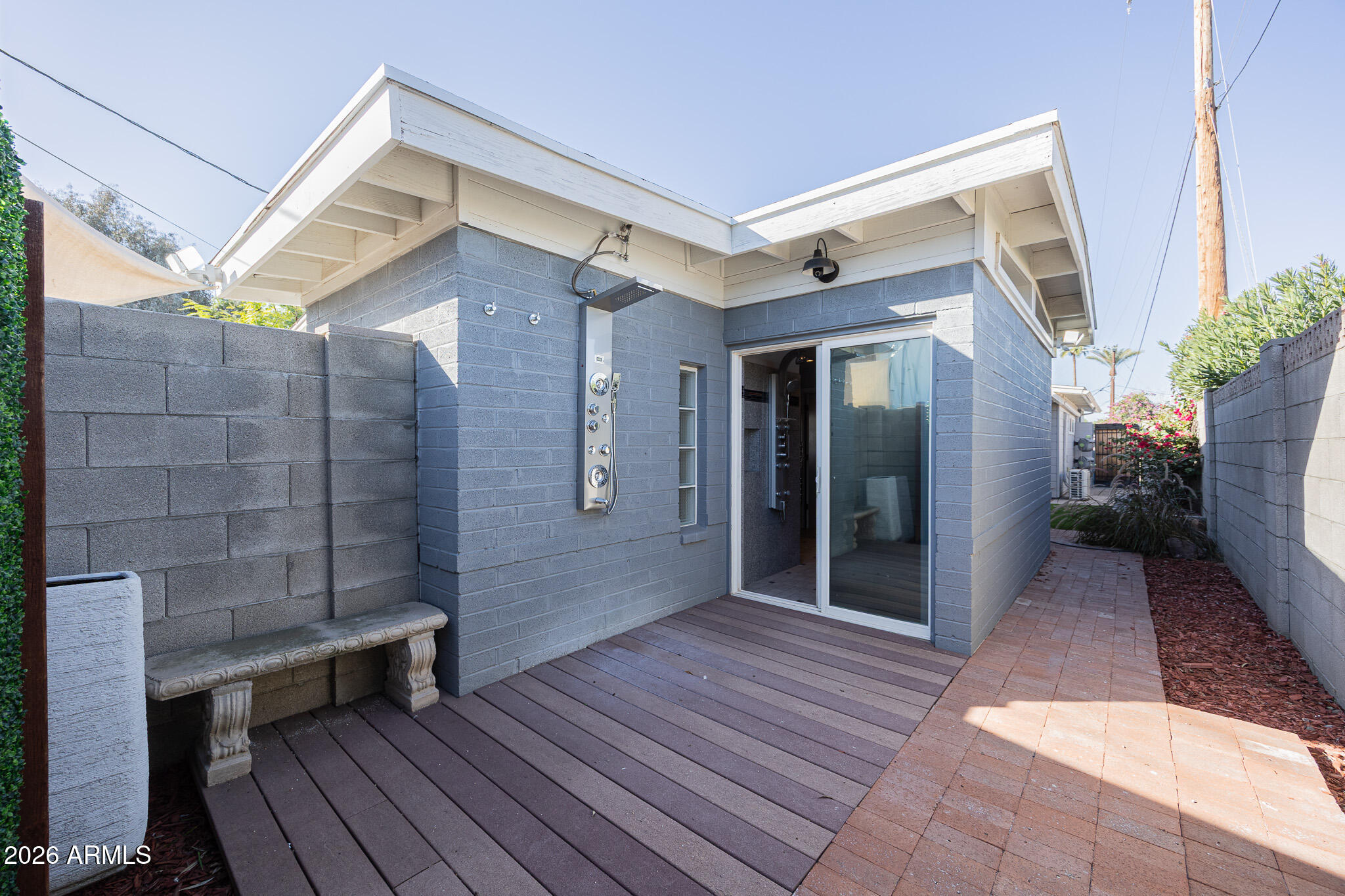 3137 North 4th Avenue Phoenix, AZ 85013 - Photo 33 of 36 a view of a house with a wooden deck