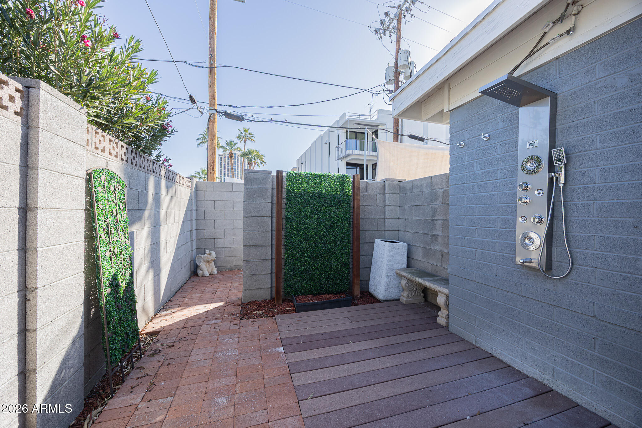3137 North 4th Avenue Phoenix, AZ 85013 - Photo 35 of 36 a view of a pathway with a backyard