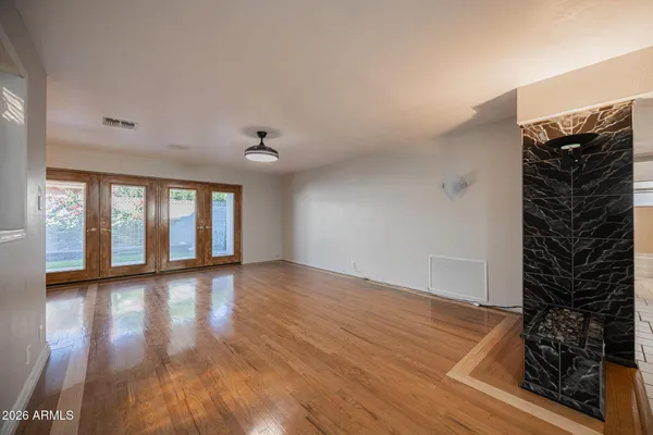 $2,995 | 3137 North 4th Avenue, Phoenix, AZ 85013