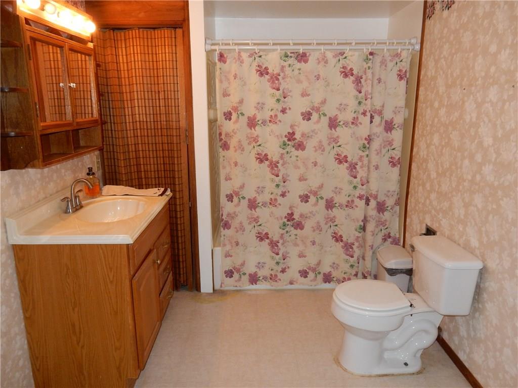 66 Wansack Road West Middlesex, PA 16159 - Photo 16 of 25 Full Bathroom