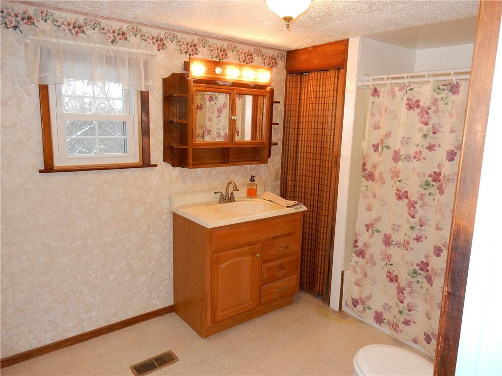 66 Wansack Road West Middlesex, PA 16159 - Photo 18 of 25 Bathroom