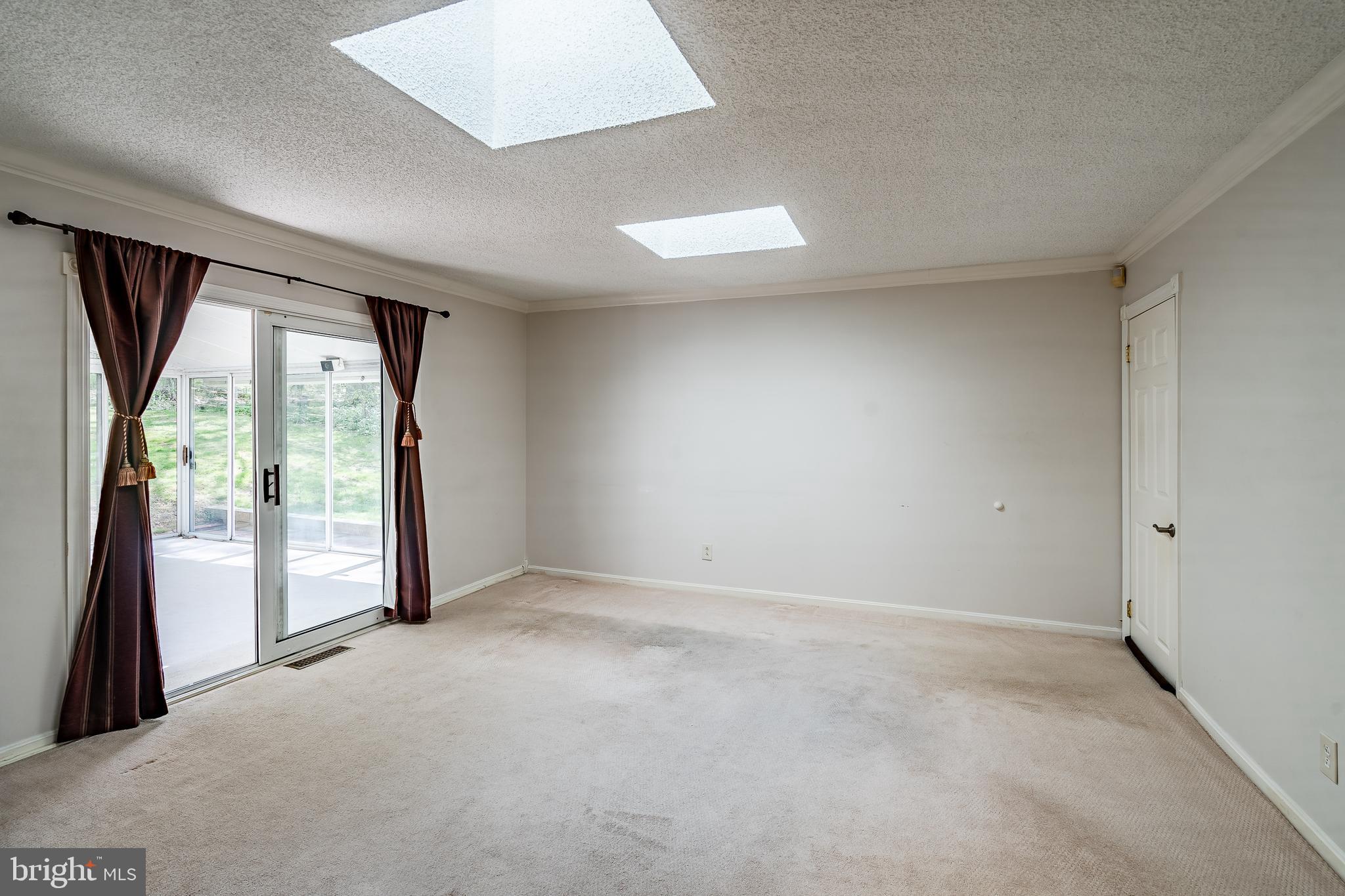 412 Crump Road Exton, PA 19341 - Photo 8 of 36 Gallery Image 8