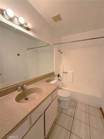 $3,300 | 8939 Gallatin Road, Unit 123, Pico Rivera, CA 90660