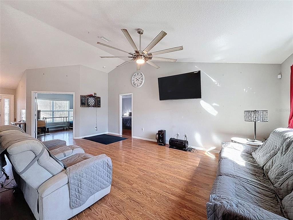 13046 Kildeer Road Weeki Wachee, FL 34614 - Photo 15 of 59