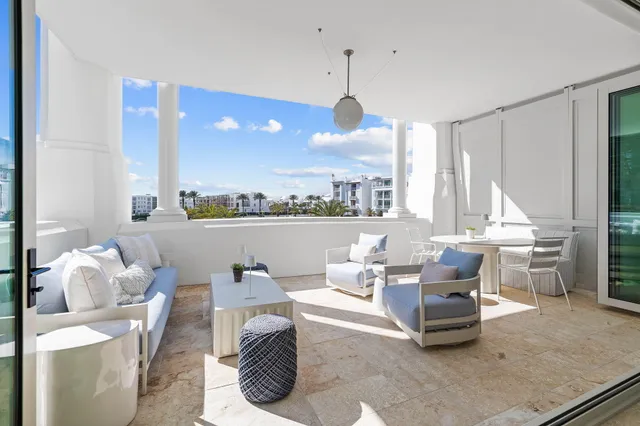 $3,500,000 | 27 Admiralty Row, Unit 207, Alys Beach, FL 32461