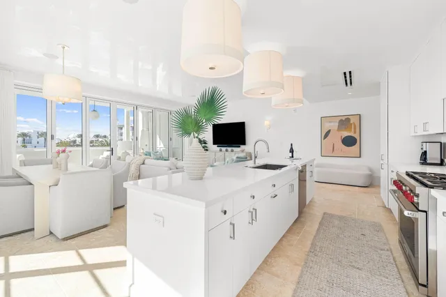 $3,500,000 | 27 Admiralty Row, Unit 207, Alys Beach, FL 32461