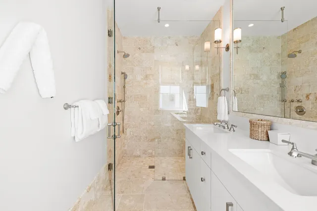 $3,500,000 | 27 Admiralty Row, Unit 207, Alys Beach, FL 32461