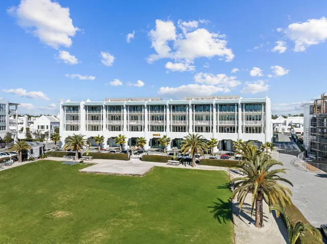 $3,500,000 | 27 Admiralty Row, Unit 207, Alys Beach, FL 32461