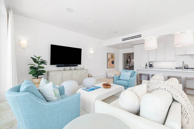 $3,500,000 | 27 Admiralty Row, Unit 207, Alys Beach, FL 32461