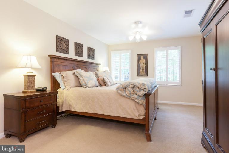 10513 Adel Road Oakton, VA 22124 - Photo 12 of 30 Bedroom (Master)