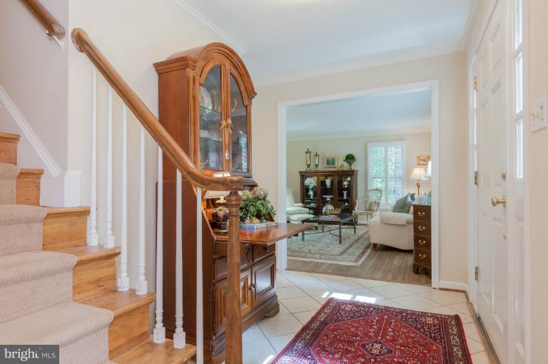 10513 Adel Road Oakton, VA 22124 - Photo 17 of 30 Foyer