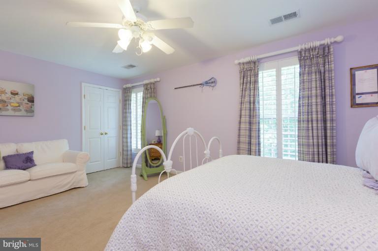 10513 Adel Road Oakton, VA 22124 - Photo 10 of 30 Bedroom