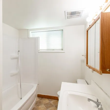 $275,000 | 1406 24th Avenue South, Moorhead, MN 56560