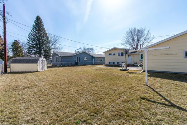 $275,000 | 1406 24th Avenue South, Moorhead, MN 56560