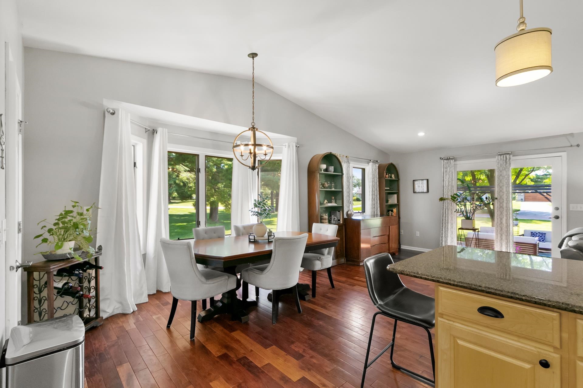 1040 Saddle Ridge Portage, WI 53901 - Photo 11 of 63