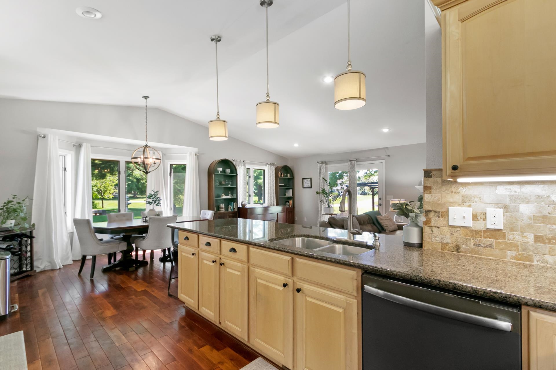 1040 Saddle Ridge Portage, WI 53901 - Photo 13 of 63