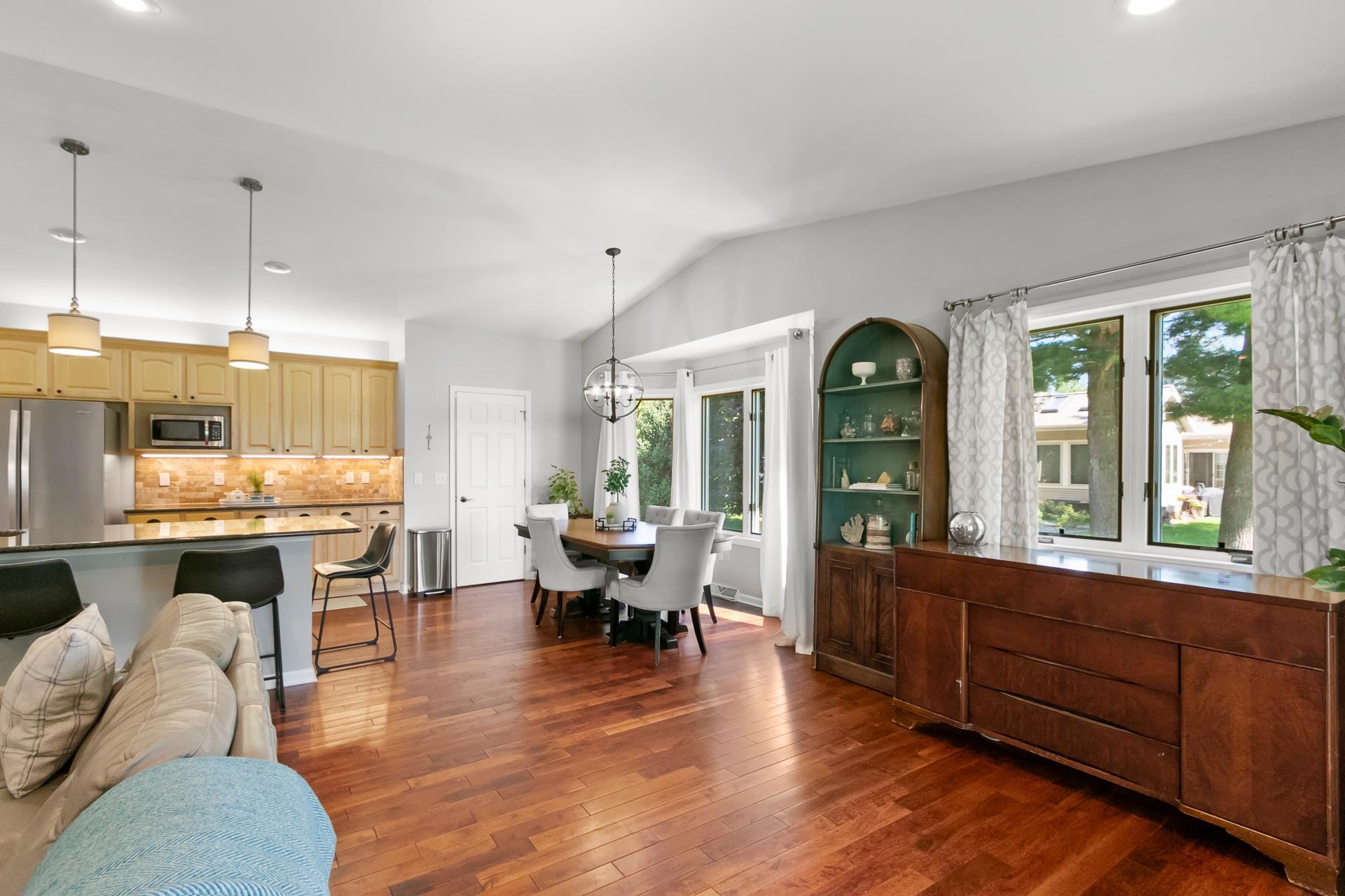 1040 Saddle Ridge Portage, WI 53901 - Photo 18 of 63