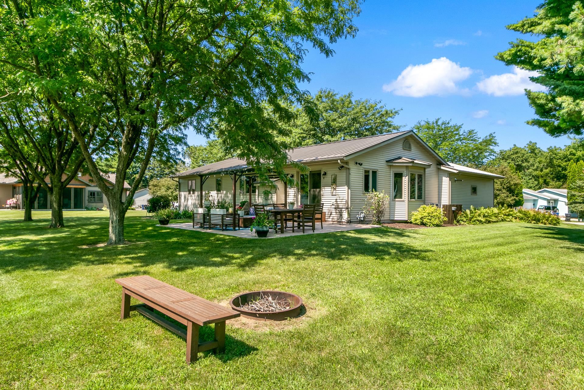 1040 Saddle Ridge Portage, WI 53901 - Photo 54 of 63