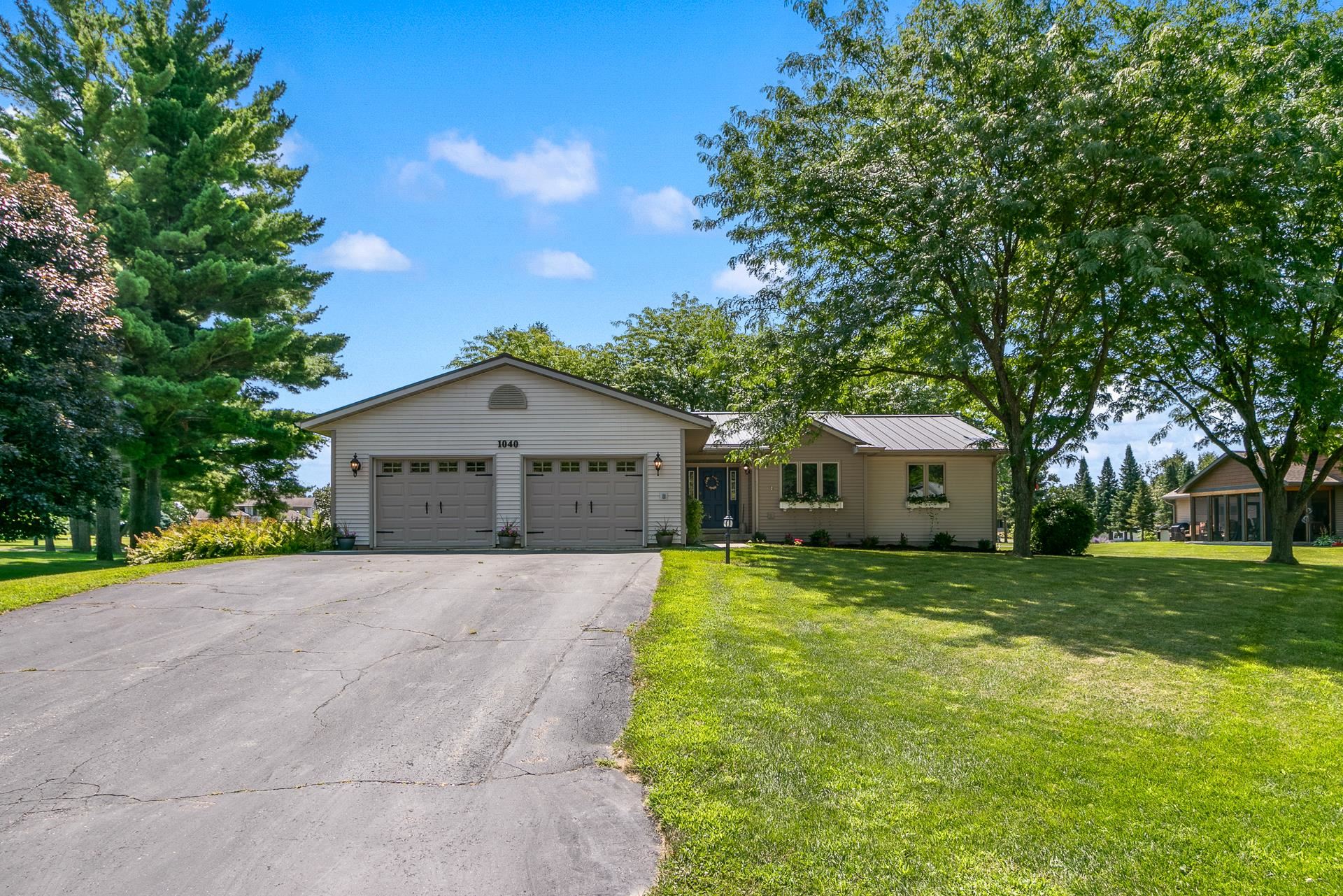 1040 Saddle Ridge Portage, WI 53901 - Photo 61 of 63