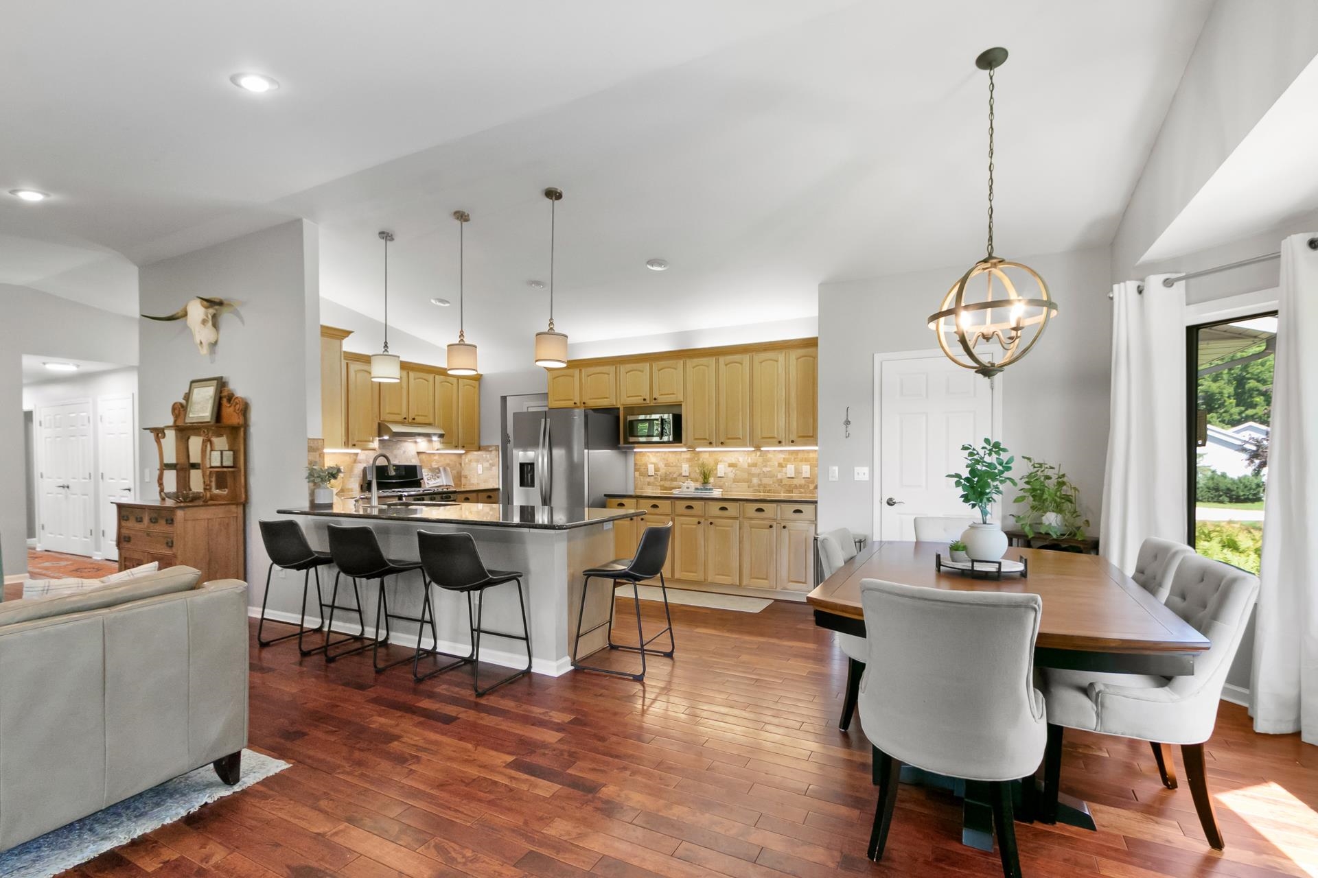 1040 Saddle Ridge Portage, WI 53901 - Photo 10 of 63