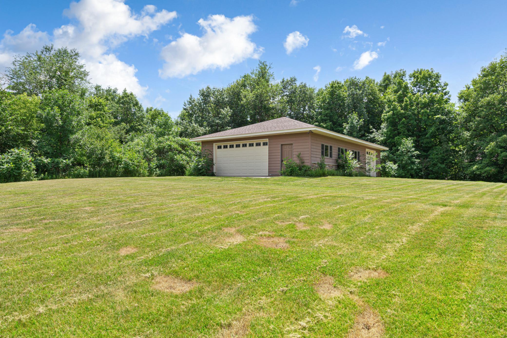 11205 Cir Lake Lane Faribault, MN 55021 - Photo 77 of 98