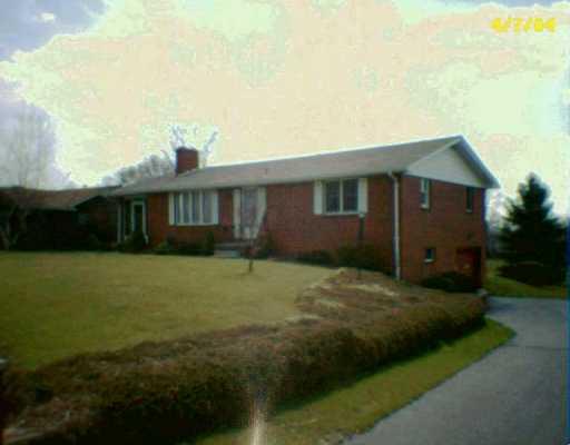 545 Edgewood Road Beaver Falls, PA 15010 - Photo 1 of 8 Gallery Image 1