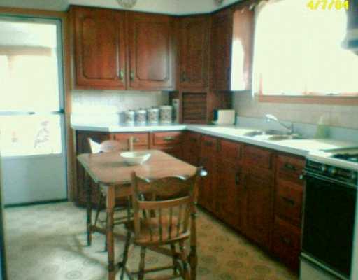545 Edgewood Road Beaver Falls, PA 15010 - Photo 4 of 8 Gallery Image 4