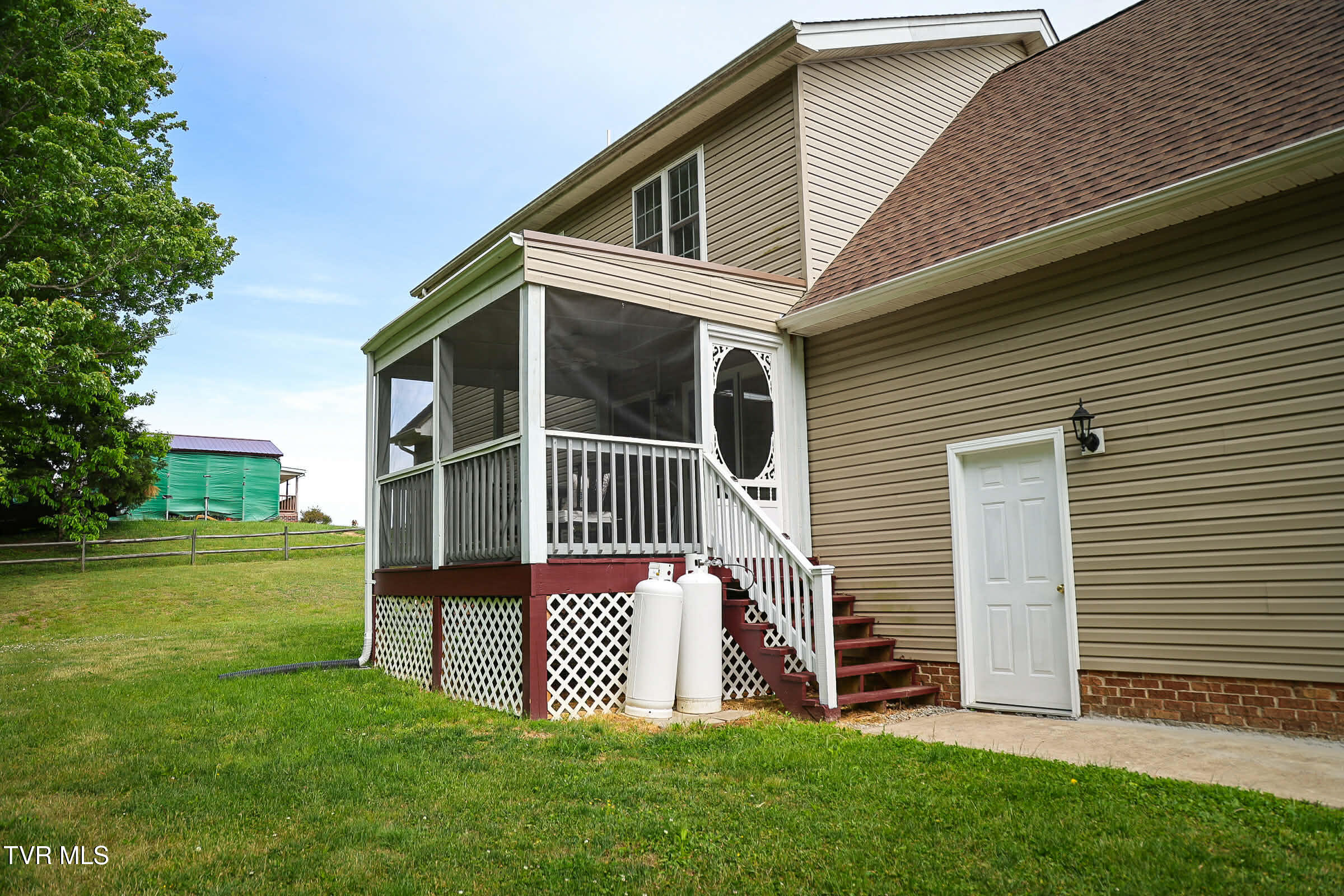 30221 Old Saltworks Road Meadowview, VA 24361 - Photo 13 of 45 Messenger_creation_2FECF457-2909-45EB-9C