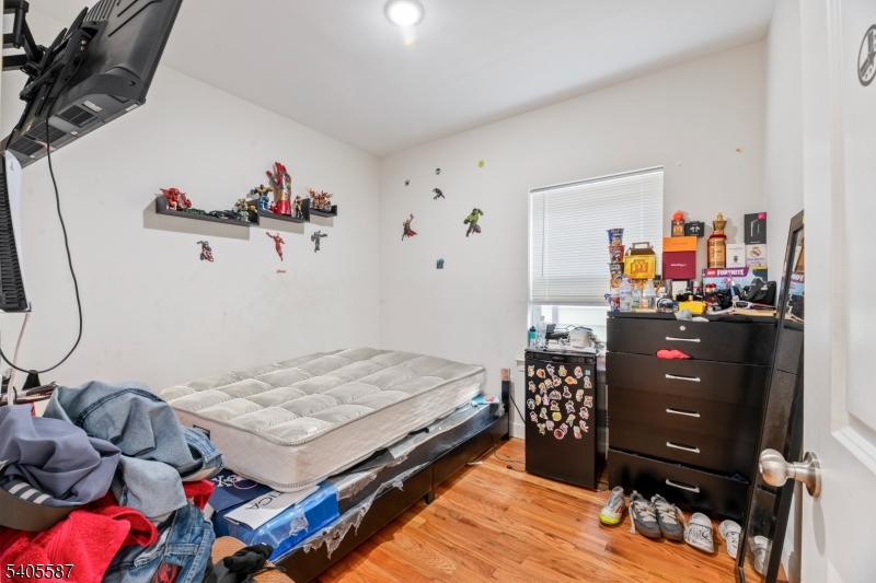 14 Spencer Street Elizabeth, NJ 07202 - Photo 13 of 39