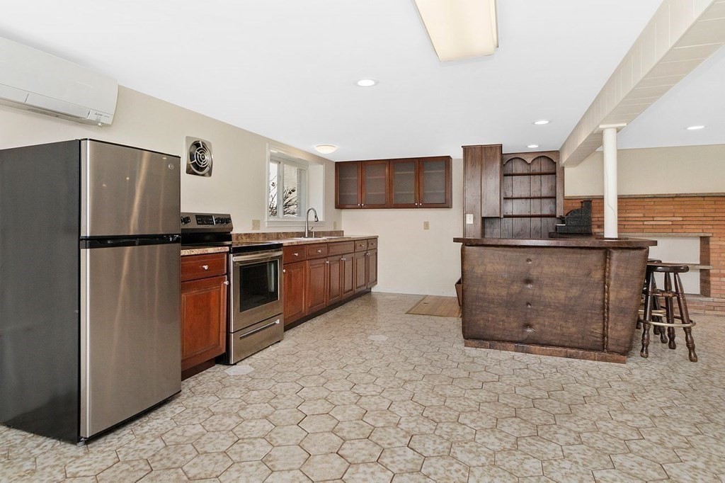 191 Jackson Road, Unit 191 Newton, MA 02458 - Photo 20 of 34 Gallery Image 20