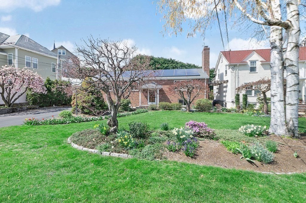 191 Jackson Road, Unit 191 Newton, MA 02458 - Photo 31 of 34 Gallery Image 31