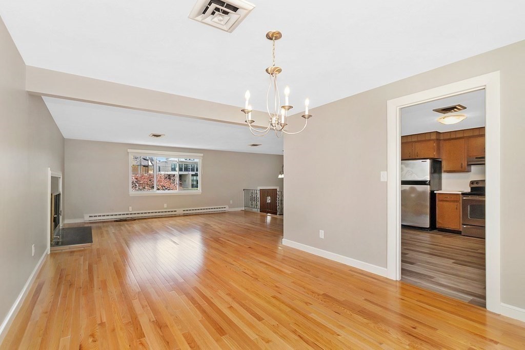 191 Jackson Road, Unit 191 Newton, MA 02458 - Photo 6 of 34 Gallery Image 6