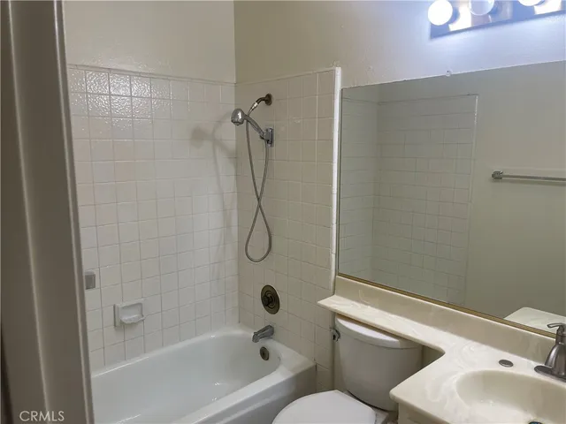 $3,900 | 2215 Lobelia Avenue, Upland, CA 91784