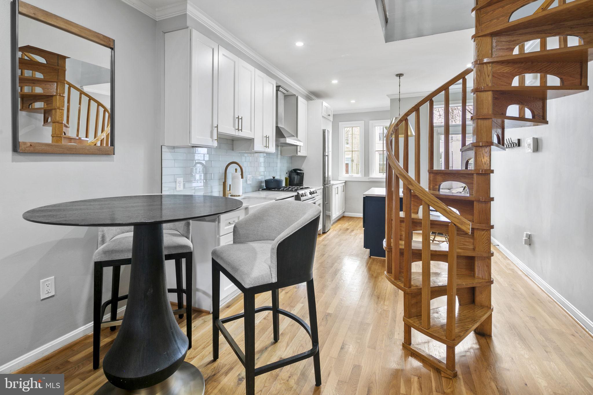 1102 C Street Southeast Washington, DC 20003 - Photo 12 of 33