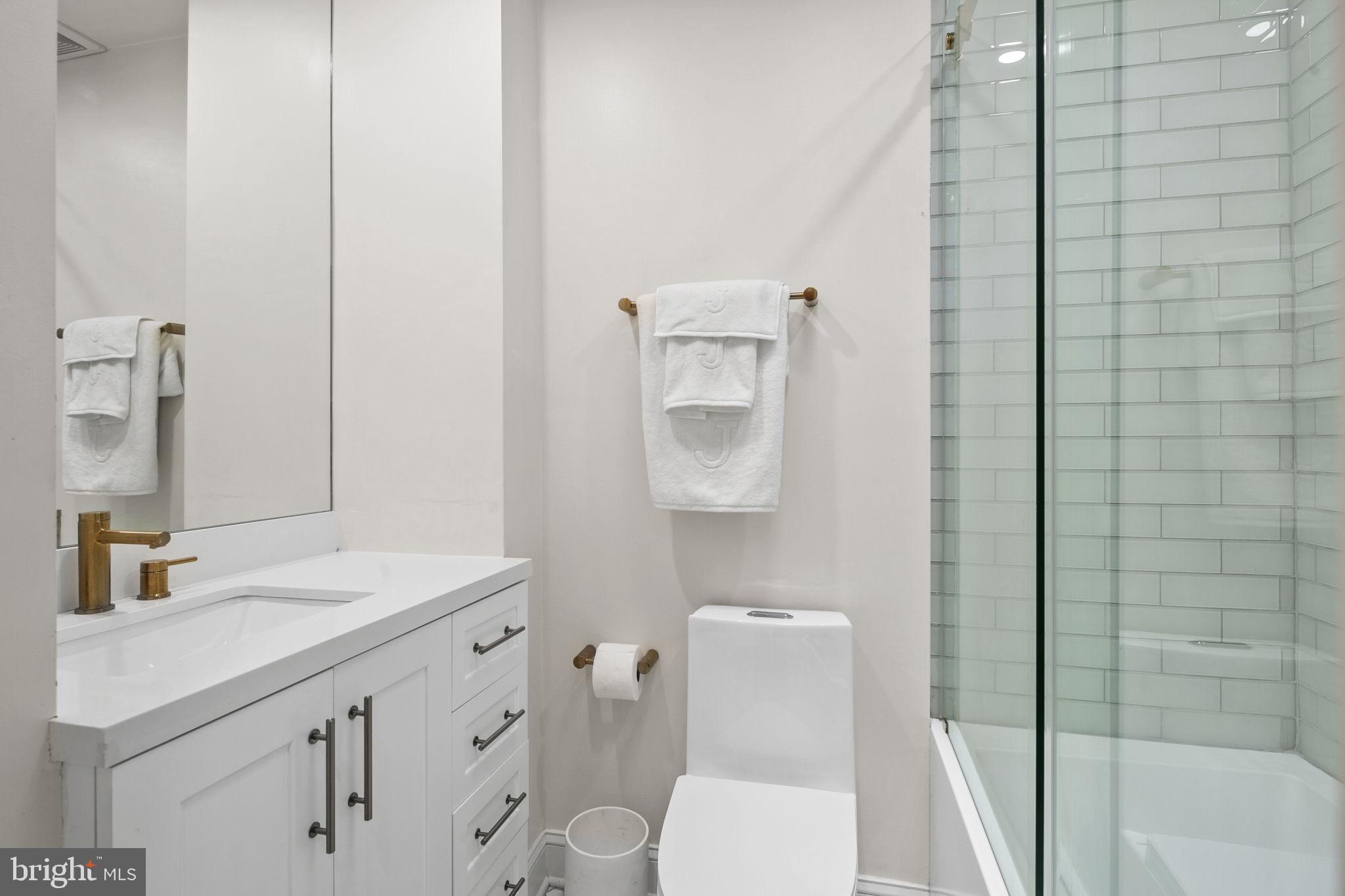 1102 C Street Southeast Washington, DC 20003 - Photo 19 of 33