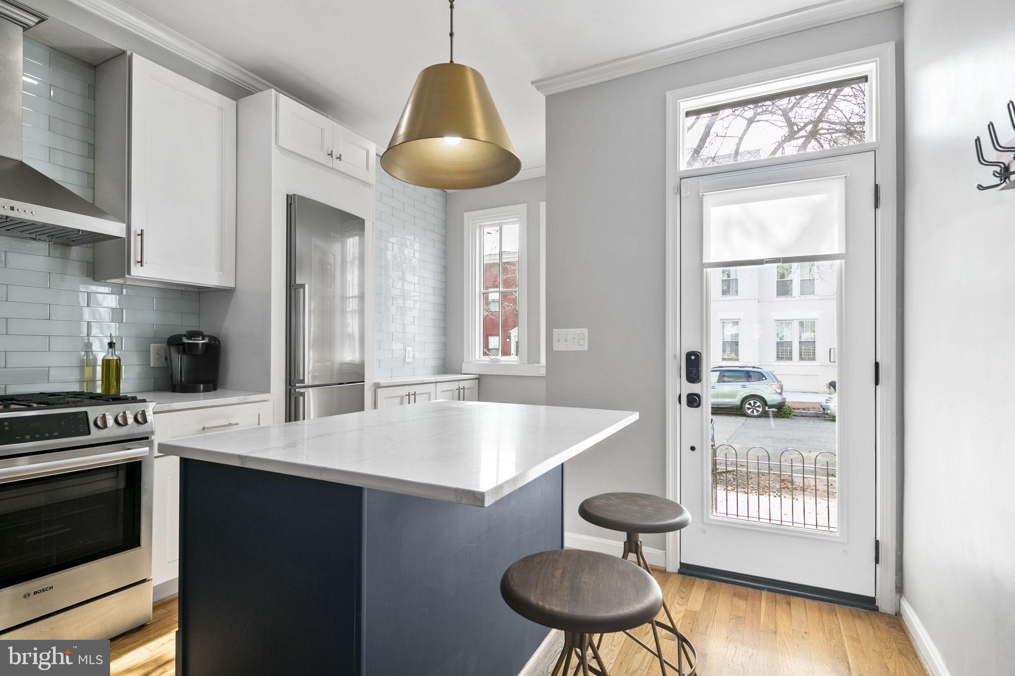 1102 C Street Southeast Washington, DC 20003 - Photo 3 of 33