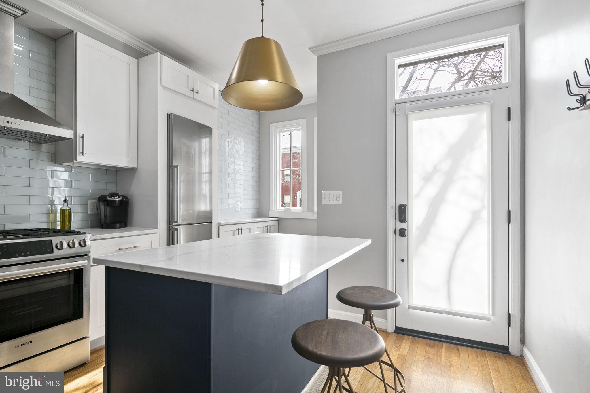 1102 C Street Southeast Washington, DC 20003 - Photo 4 of 33