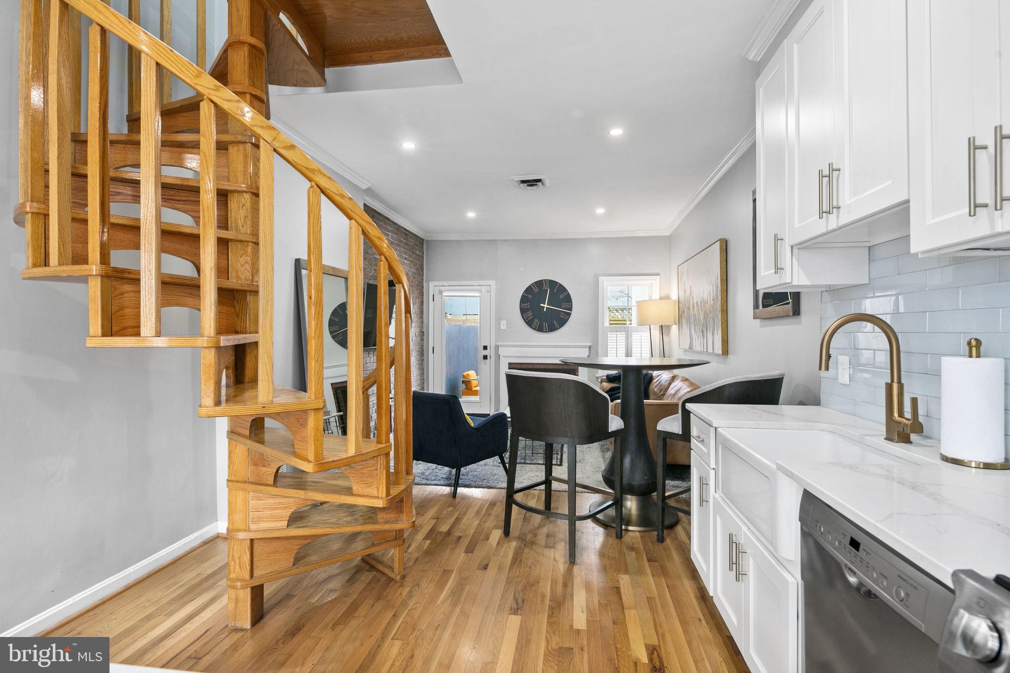 1102 C Street Southeast Washington, DC 20003 - Photo 10 of 33