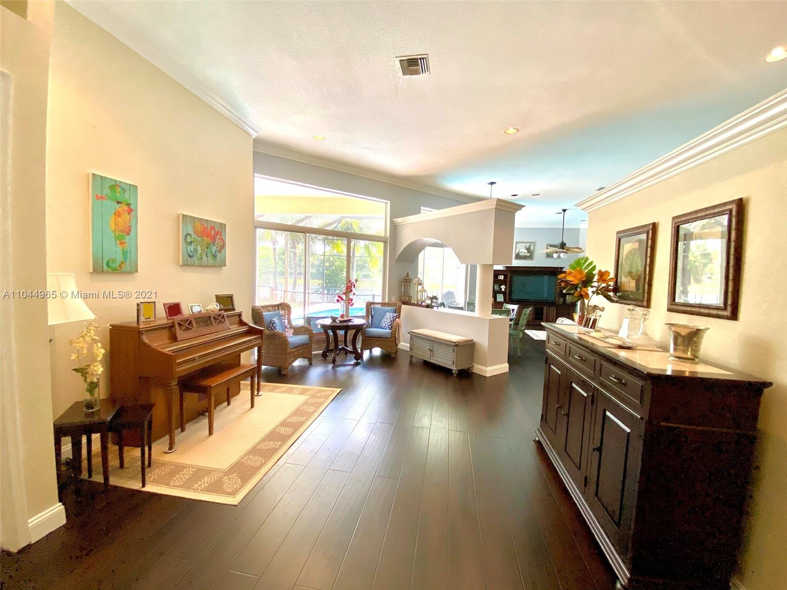 2893 Oakbrook Drive Weston, FL 33332 - Photo 6 of 14