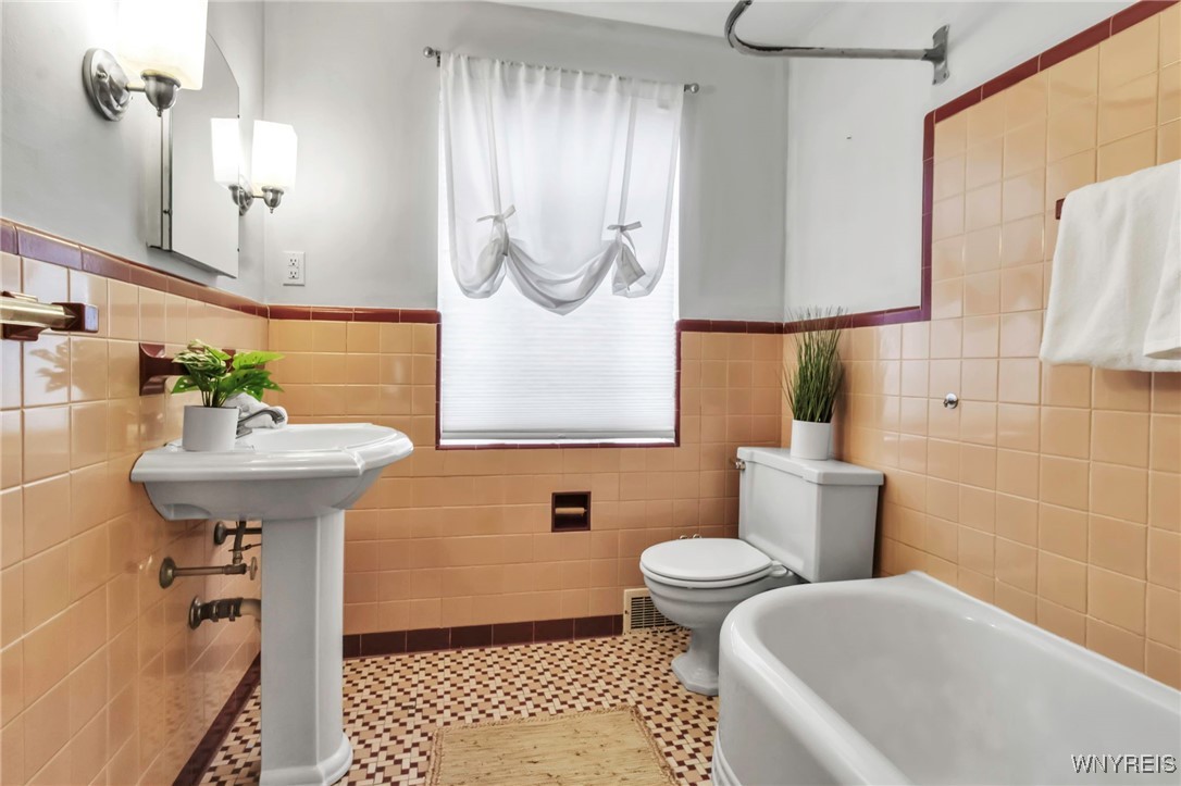 96 Amherstdale Road Amherst, NY 14226 - Photo 39 of 47