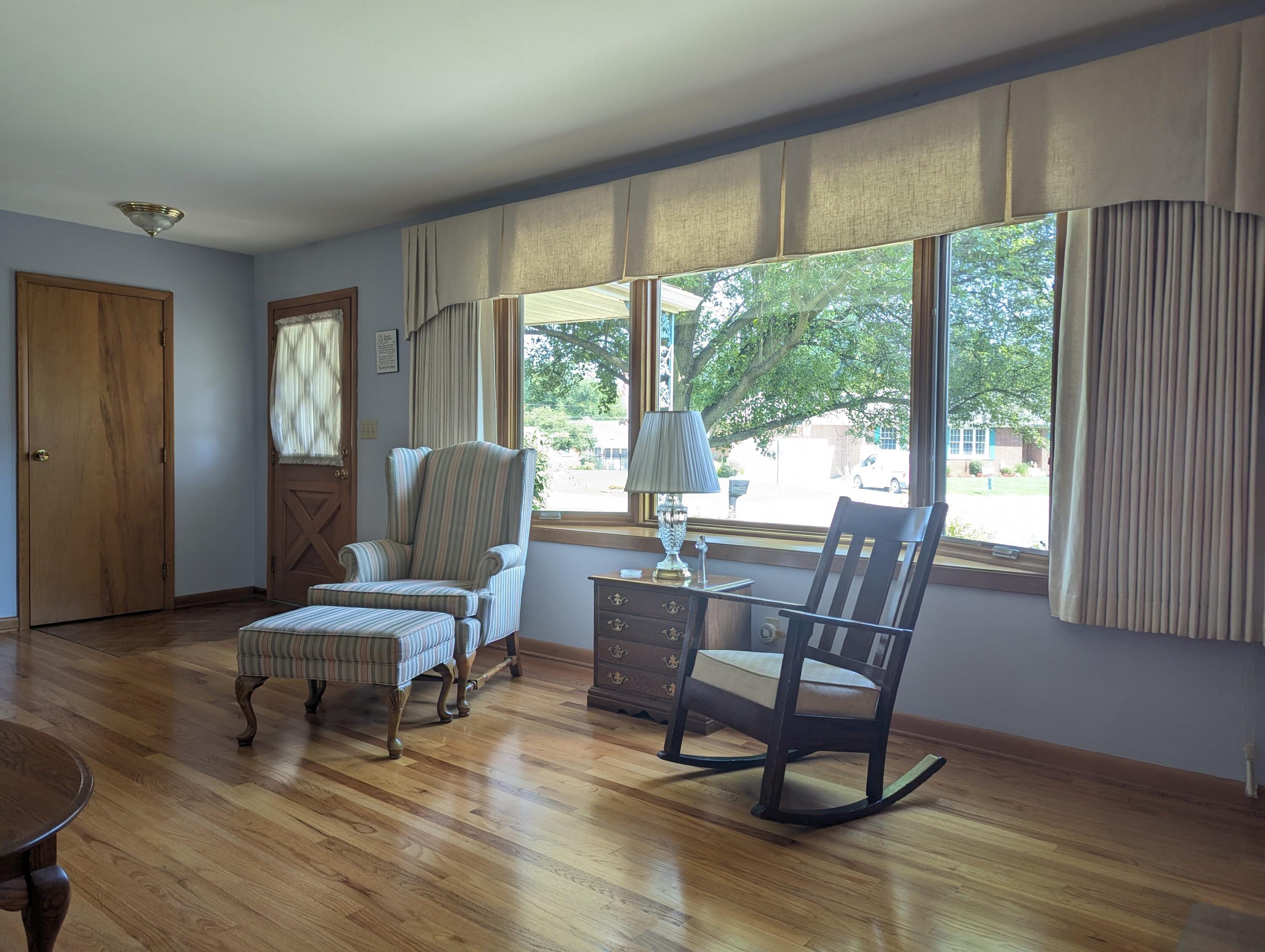401 Capri Circle Springfield, OH 45505 - Photo 5 of 29 Gallery Image 5