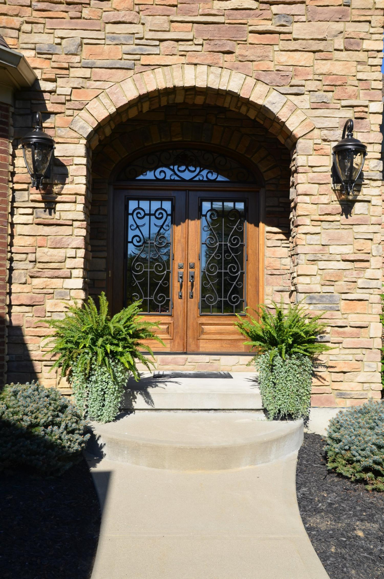 230 Beechwood Road Fort Mitchell, KY 41017 - Photo 2 of 30 Gallery Image 2