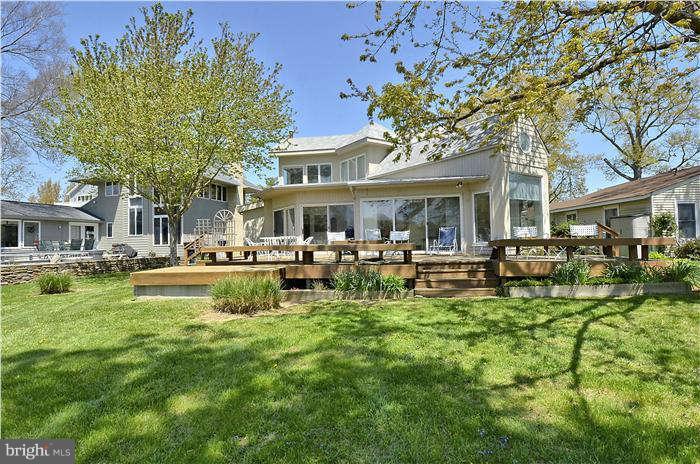 1093 Broadwater Point Road Churchton, MD 20733 - Photo 11 of 30 Exterior (Rear)