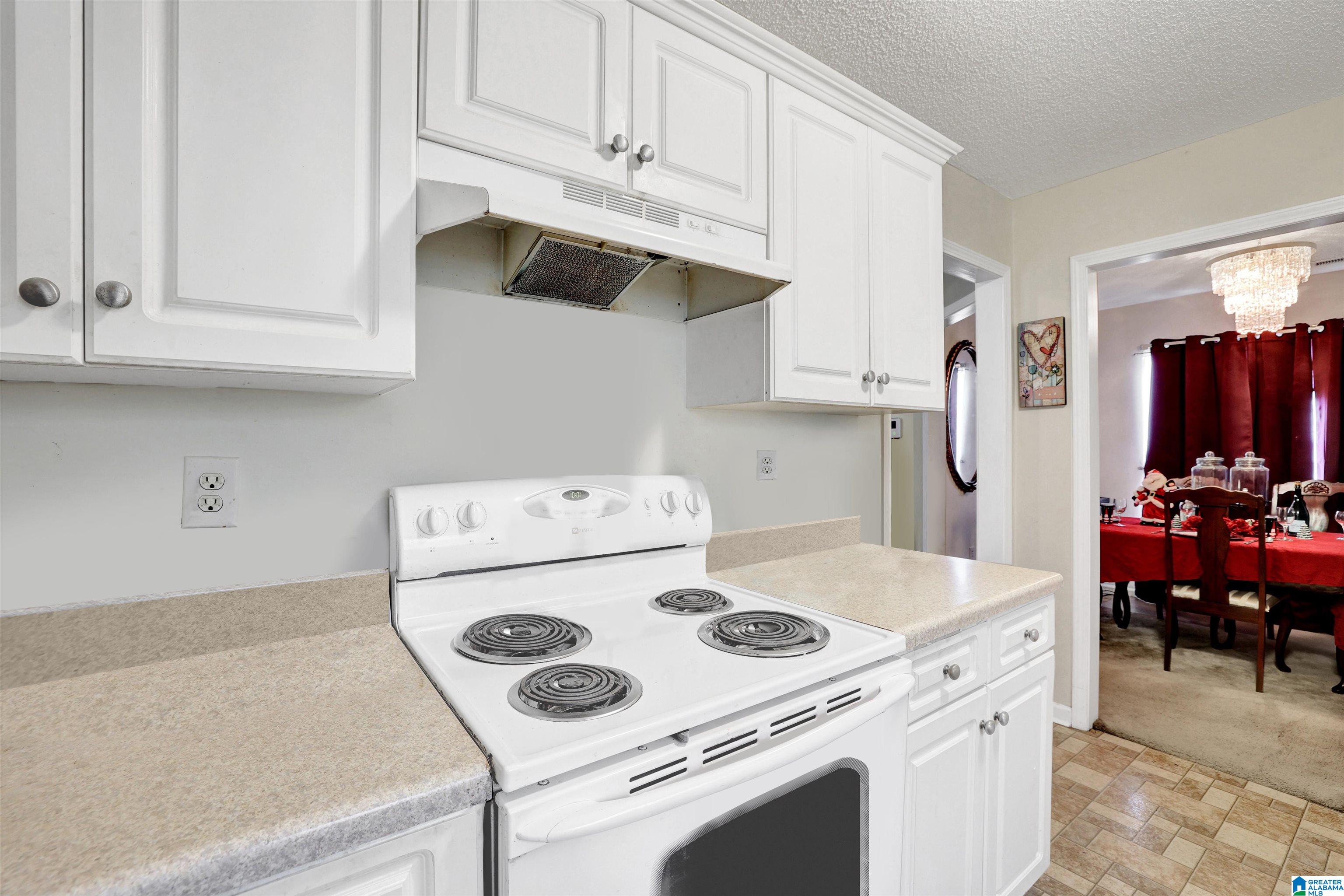 94 Dexter Avenue Bessemer, AL 35023 - Photo 12 of 27