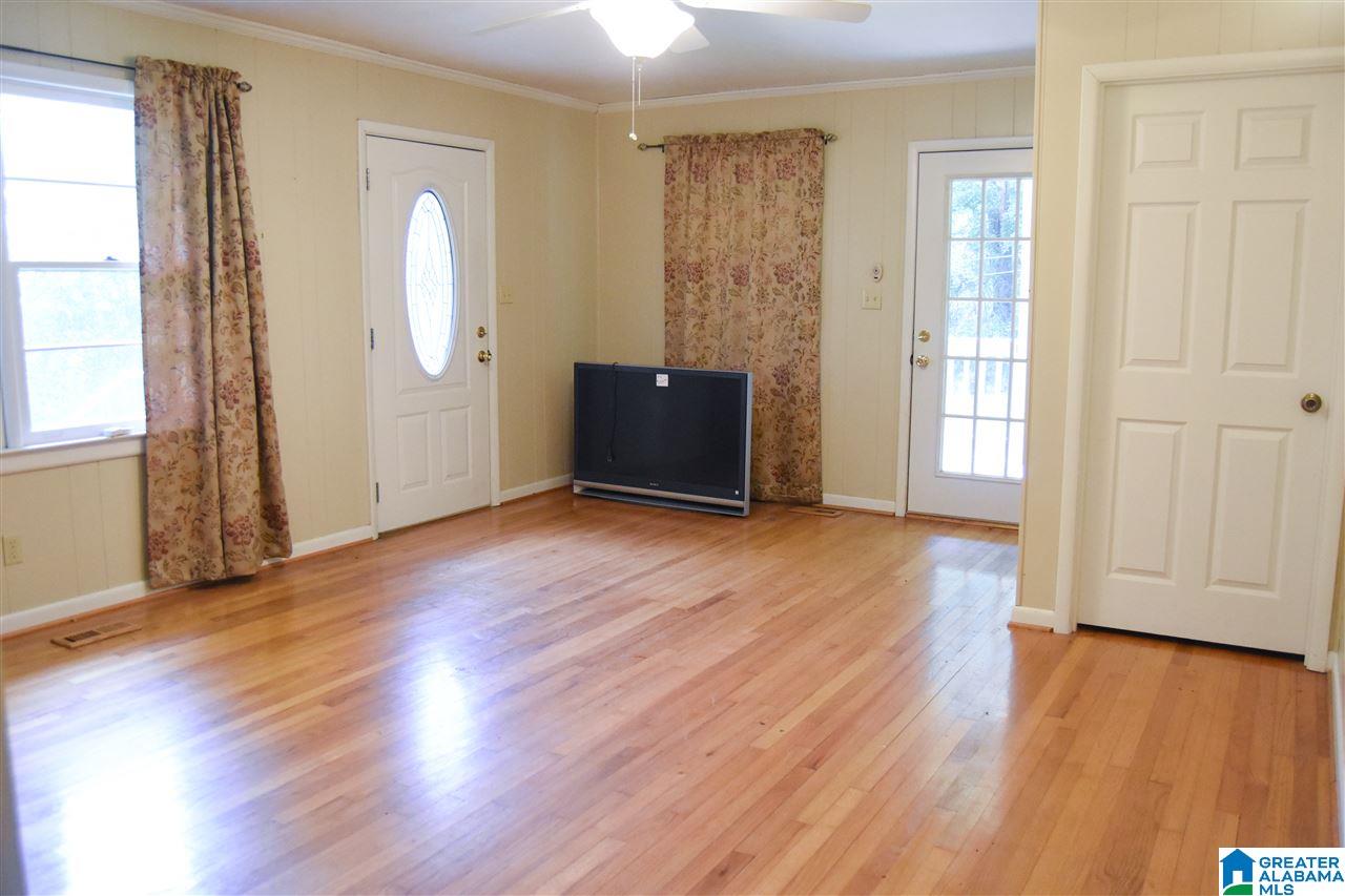 235 Pace Circle Anniston, AL 36207 - Photo 5 of 31