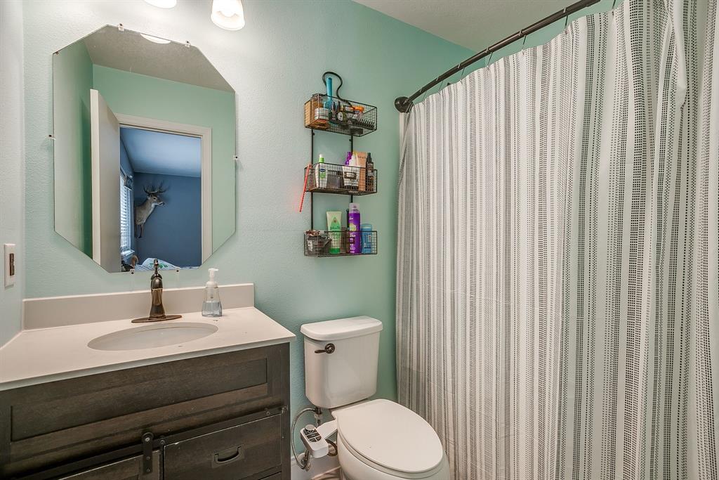800 Poe Street Azle, TX 76020 - Photo 11 of 31